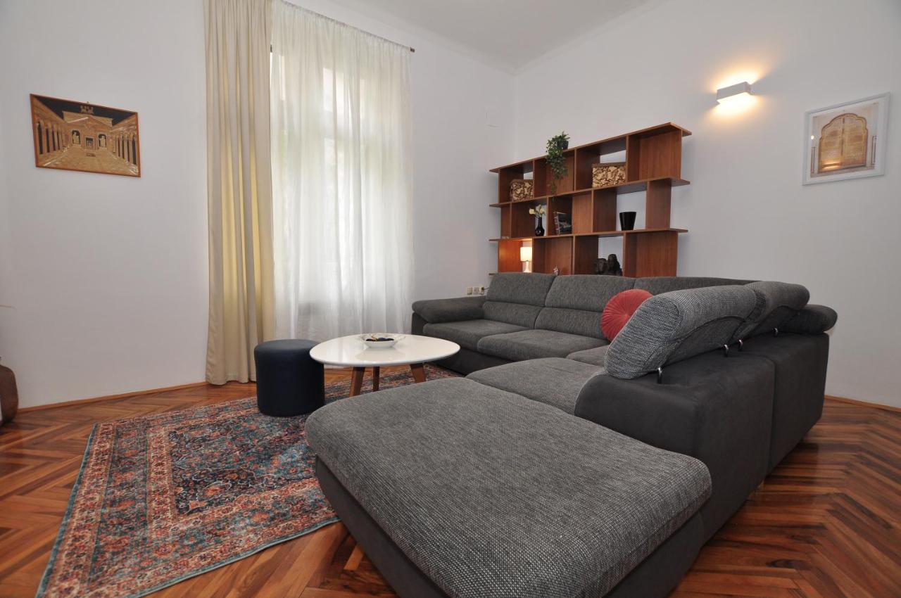Apartment Moel Split Exterior photo